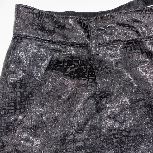Sans Souci Black Metallic Textured Women Shorts - Picture 4 of 9